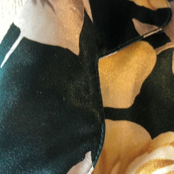 Victoria's Secret Green Floral Satiny Sleep Shirt Button Down Long Sleeve Size M - Picture 4 of 14